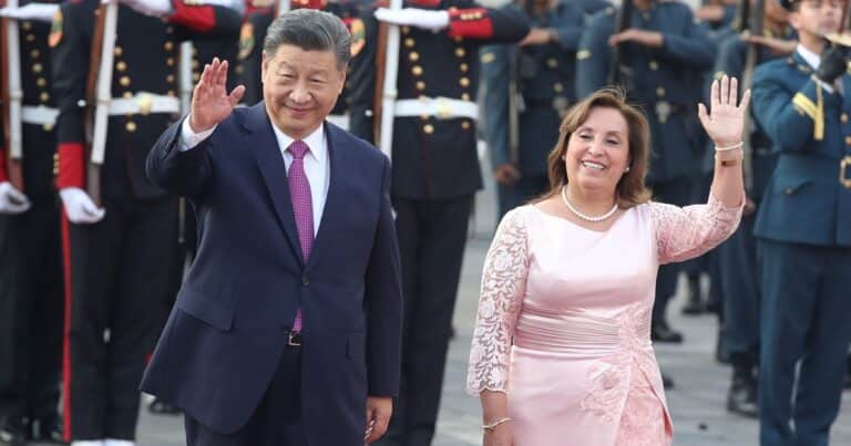 China expande su influencia en América Latina: el impacto del nuevo mega puerto que se inauguró en Perú