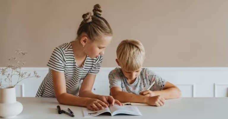 El síndrome de la hija mayor: el fenómeno desconocido que afecta a muchas mujeres del mundo