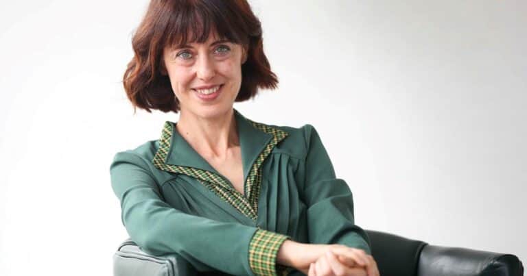 La autora de ‘El infinito en un junco’ confía en las palabras para sanar a las sociedades violentas