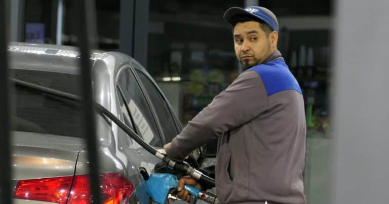 Aumenta la nafta y el gasoil 1,75% desde el viernes 3 de enero y es la menor suba en 12 meses