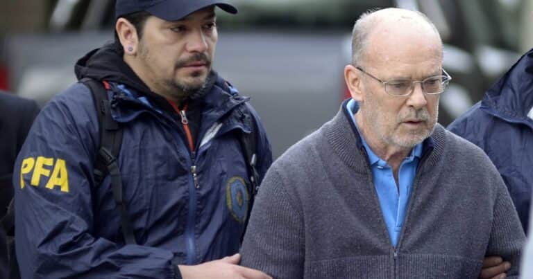 Seis años de prisión para un ex fiscal por pedirle 30 mil dólares de coima a un acusado de matar a un matrimonio