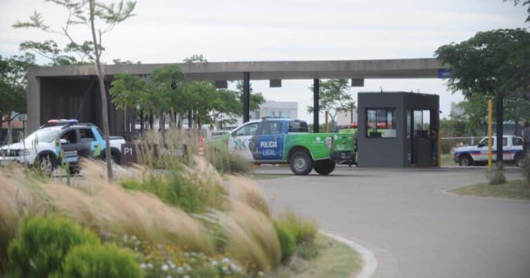 Se mudaron hace dos meses a un barrio cerrado buscando seguridad y fueron víctimas de un violento robo