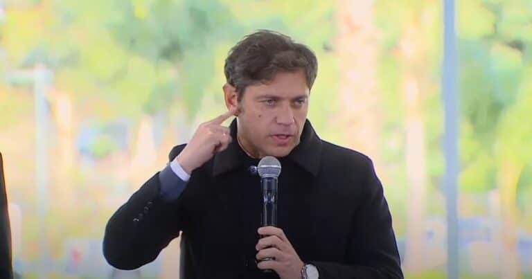 Kicillof busca levantar el perfil: lanzó un insólito plan para manejar Aerolíneas y presentó un video por «el daño de Milei»