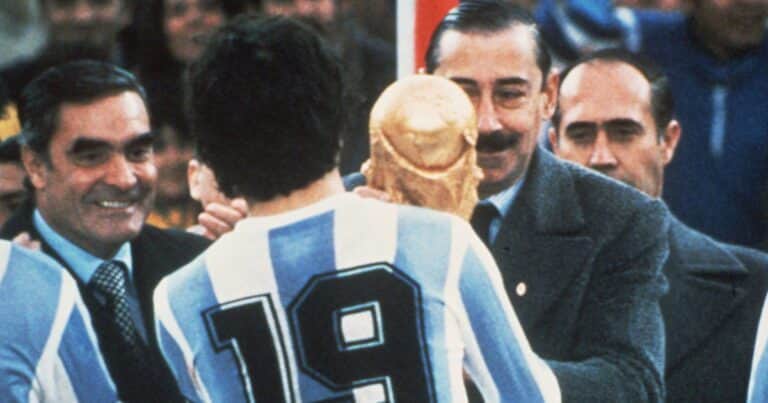 Mundial 78: insólita vidriera para Firmenich, el eterno sobreviviente