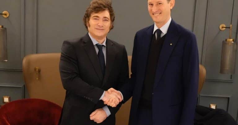 Javier Milei en Italia: el Presidente se reunió con el titular de la automotriz Stellantis