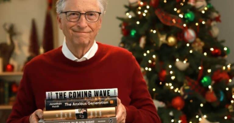 Los 5 libros que recomendó Bill Gates para Navidad: de la alarma del gurú de la Inteligencia Artificial a la joyita sobre Federer que cuesta más de 3 millones de pesos