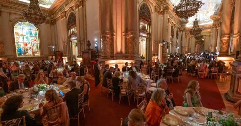 El Teatro Colón, de fiesta: jueces, empresarios y estrellas en la cena de la Fundación