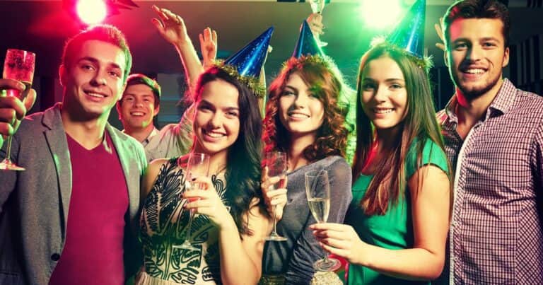 Qué color se usa en Año Nuevo para tener suerte y éxito en 2025