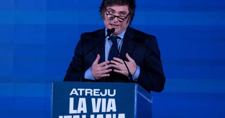 Javier Milei no se tomará vacaciones y el Gobierno restringe los destinos para los ministros