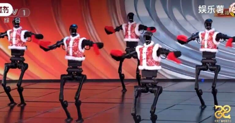 Año Nuevo Chino: los impactantes robots bailarines que protagonizaron la celebración oficial