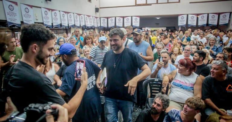 Juan Grabois en modo salvaje desde Mar del Plata: «Hay que derrotar a Milei, Bullrich, Caputo y Montenegro, los vamos a hacer correr»