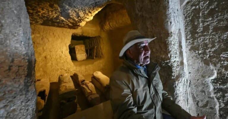 Una misión arqueológica encontró inscripciones «raras» de hace 3.600 años en Luxor