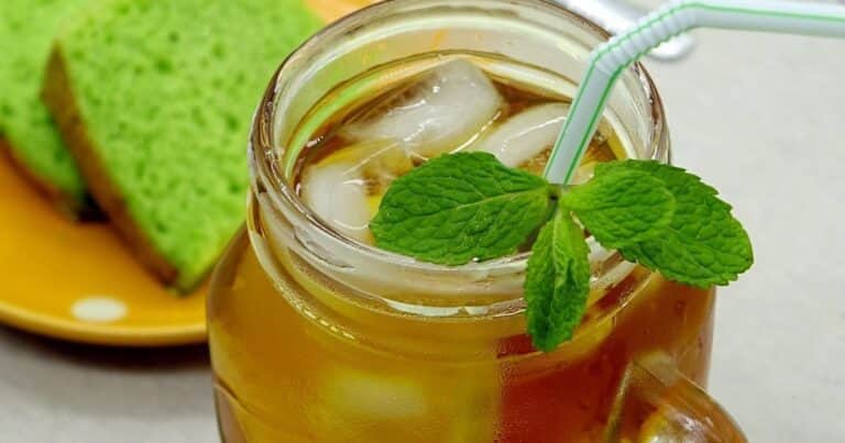 Tés fríos o calientes: ¿cuál es más efectivo para adelgazar?