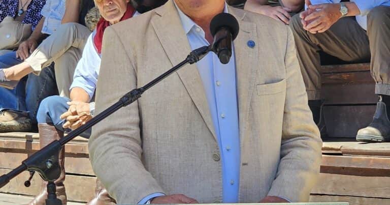 En un acto en la Patagonia, el presidente de la Rural insistió en que «las retenciones no deben existir»