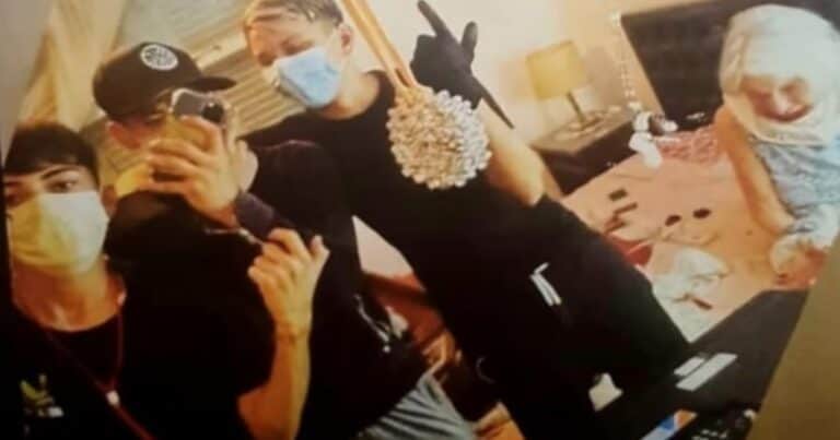 Violento robo a una jubilada en Vicente López: la ataron en la cama y se sacaron una selfie