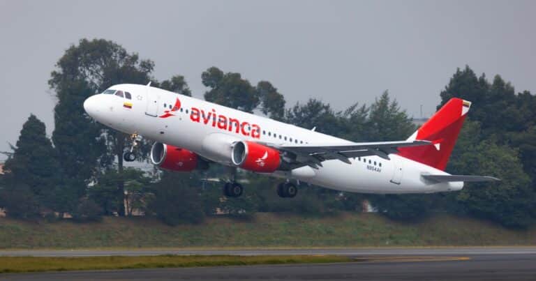 Autorizan a Avianca a operar vuelos que unan Ecuador con Colombia y Argentina