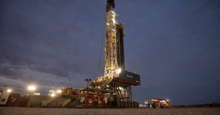 Vaca Muerta ayudó al superávit récord y las petroleras buscan más dólares para financiar inversiones