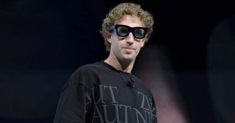 Mark Zuckerberg destruyó a Apple: dijo que «exprimen a la gente» y que no innovan desde el primer iPhone