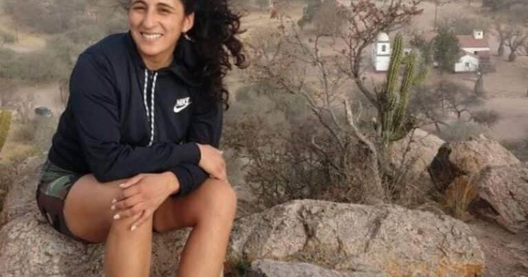 Una sargento de la Bonaerense fue asesinada en la puerta de su casa en Villa Gesell: creen que su pareja la mató y luego se suicidó