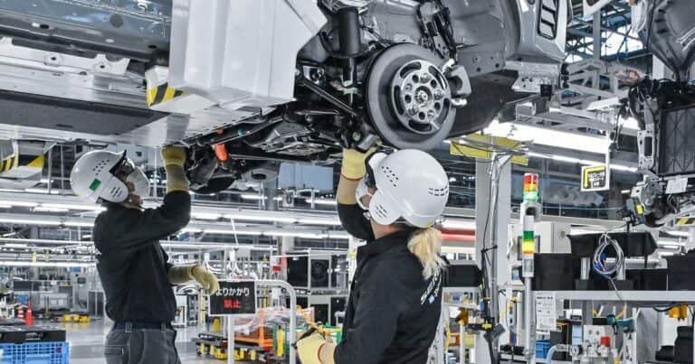 En medio de versiones de crisis, Nissan paraliza su producción esta semana