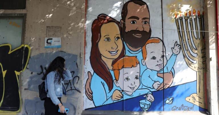 Milei espera la confirmación forense de Israel para decretar duelo nacional en memoria de Shiri, Ariel y Kfir Bibas