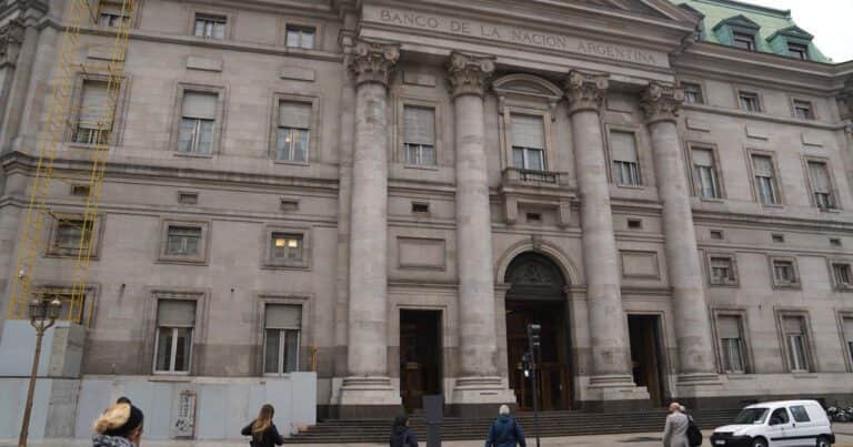 La Justicia suspendió el decreto con el que Milei transformaba al Banco Nación en Sociedad Anónima