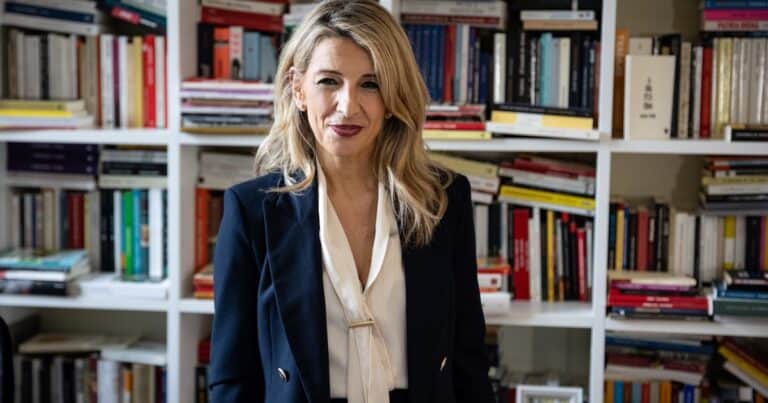 Yolanda Díaz, vicepresidenta y ministra de Trabajo de España: «Milei quiere convertir su país en una criptomoneda»