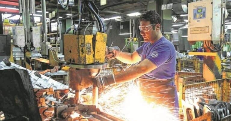 La industria pyme creció 12,2% en enero, pero aún no logra recuperarse
