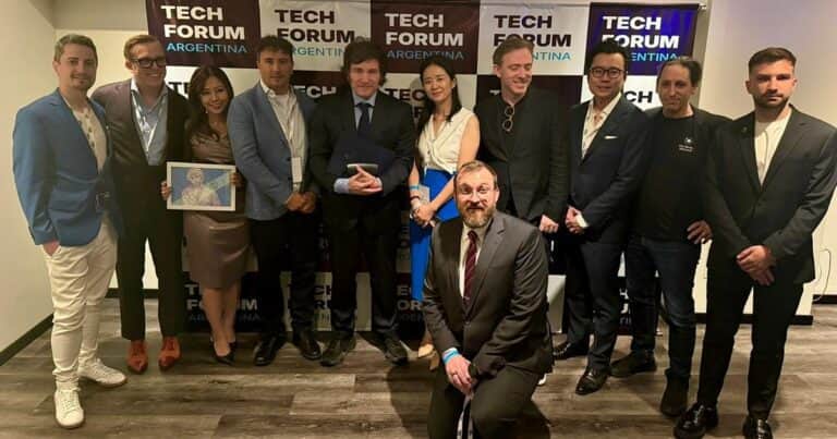 Grandes empresas tecnológicas y funcionarios se bajaron del foro vinculado al caso $Libra