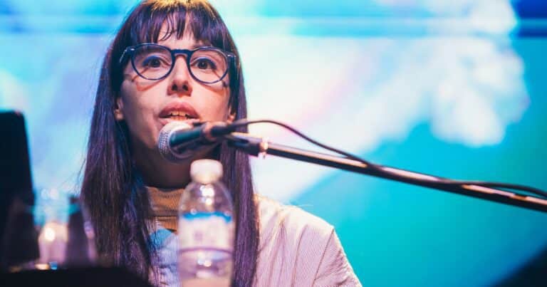 Sofía Crespo artista de la biodiversidad: de Times Square a Chacarita