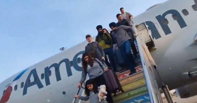 Alarma en un avión de American Airlines: viajaba de Nueva York a India y tuvo que aterrizar custodiado en Roma por una amenaza de bomba