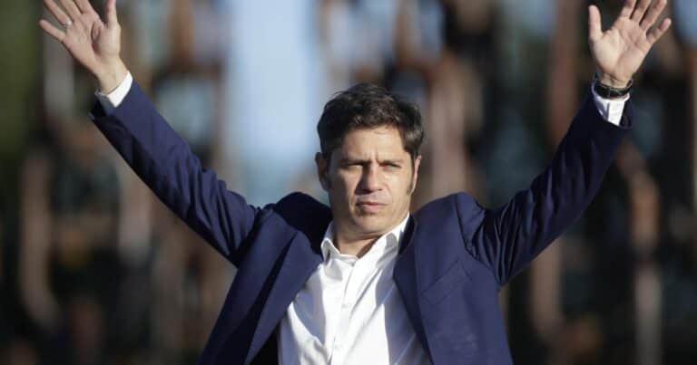 En un desafío a Cristina Kirchner y con apoyo de intendentes y sindicatos, Axel Kicillof lanza una línea interna dentro del peronismo
