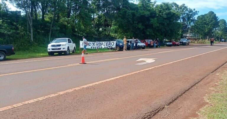 Crisis en una actividad desregulada por Javier Milei: productores queman la yerba que va hacia la industria y podría haber desabastecimiento