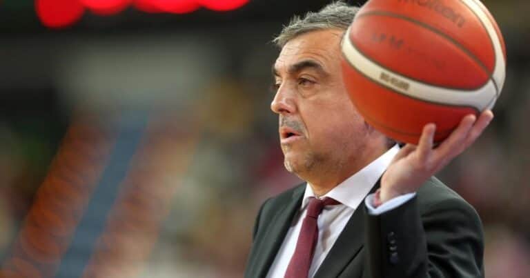 Condenan a Mario López, ex entrenador de básquet español, por agresión sexual a una jugadora de 13 años