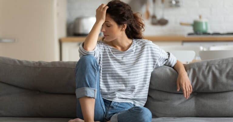 Hormigueo en la cara: ¿Qué lo causa y qué enfermedades pueden estar relacionadas?