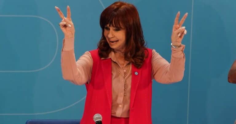 «El derecho a la prosperidad y a la felicidad es el límite», el mensaje de Cristina Kirchner contra Milei tras la marcha LGBT