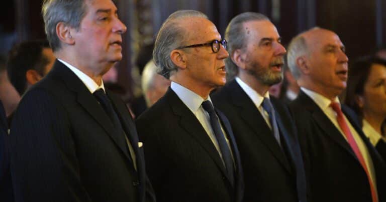 Alertan por «la rebelión» y el «alzamiento» de las Cámaras Nacionales contra la Corte Suprema