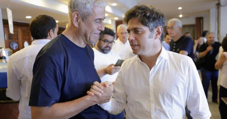 Axel Kicillof recibió el apoyo de Cristina Kirchner y prepara una conferencia de prensa para responderle a Javier Milei