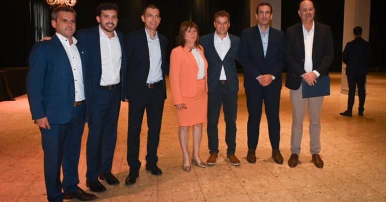 Los «radicales con peluca» pegaron el salto: junto a Bullrich, Sturzenegger y Petri lanzaron su espacio libertario