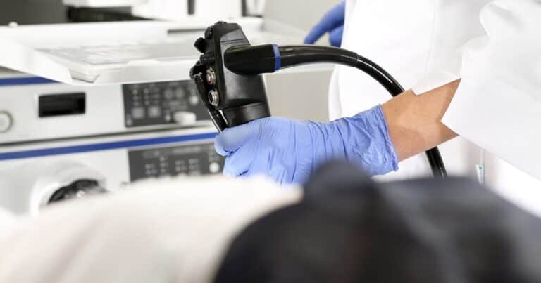Qué enfermedades detecta una colonoscopia total