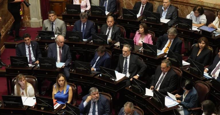 Alivio para Milei: a la oposición le faltó un voto y no pudo crear una comisión para investigar el escándalo cripto