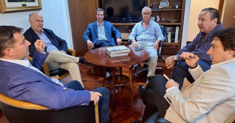En la previa a la reunión con Caputo, Coninagro llevó su agenda al Gobierno
