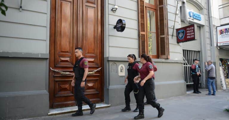 Tras otra fuga, Nación y Ciudad acordaron trasladar a cárceles federales a 400 presos con condena
