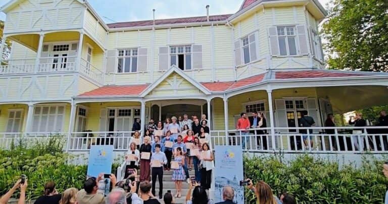 Entre las olas y el bosque, se realizó el Concurso siglo y medio en Mar del Plata