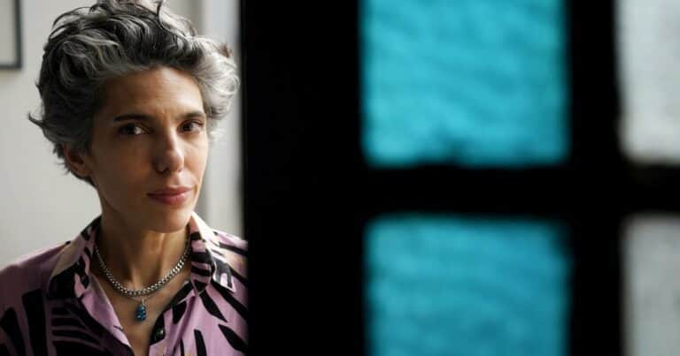 Analía Couceyro debuta como escritora con ‘Yendo’: Una mirada al vacío contemporáneo
