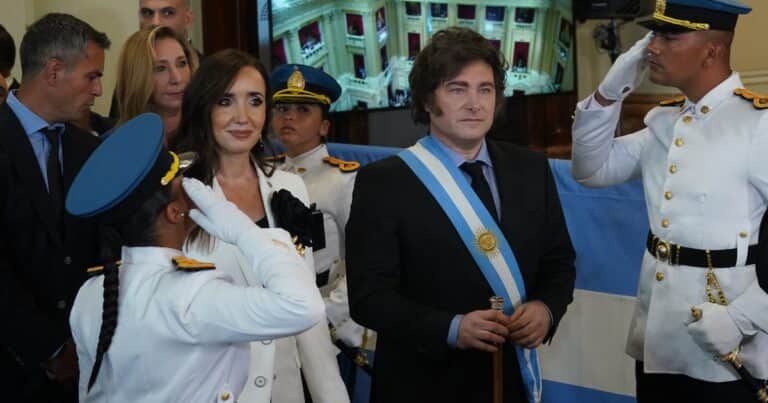 Distante saludo entre Javier Milei y Victoria Villarruel en la Asamblea Legislativa: el racconto de una relación quebrada