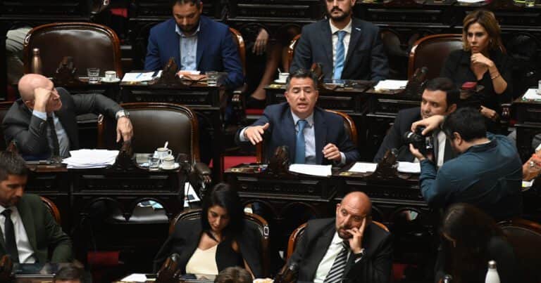 Acuerdo con el FMI por DNU: la oposición no logra articular un rechazo y el oficialismo quiere blindarlo en Diputados