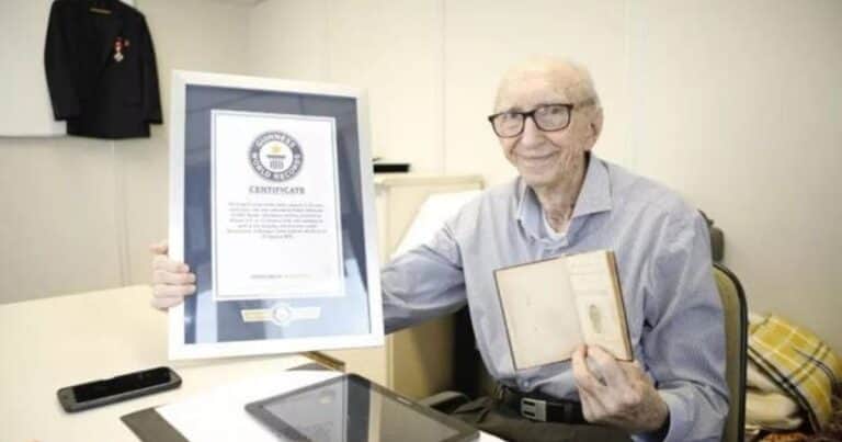 Un brasileño de 100 años rompió el récord mundial por la carrera más larga en la misma empresa