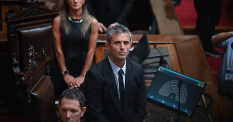 Los escándalos en las sesiones de Diputados vuelven a poner en la mira a Martín Menem