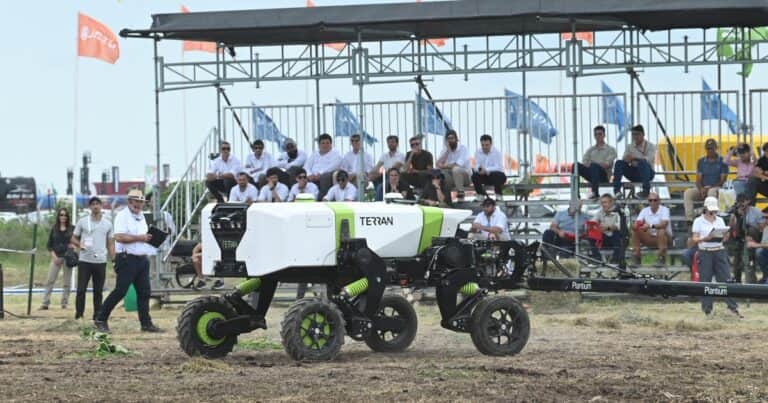 En el Tecnódromo se vieron en acción los equipos que señalan las tendencias a futuro en maquinaria agrícola